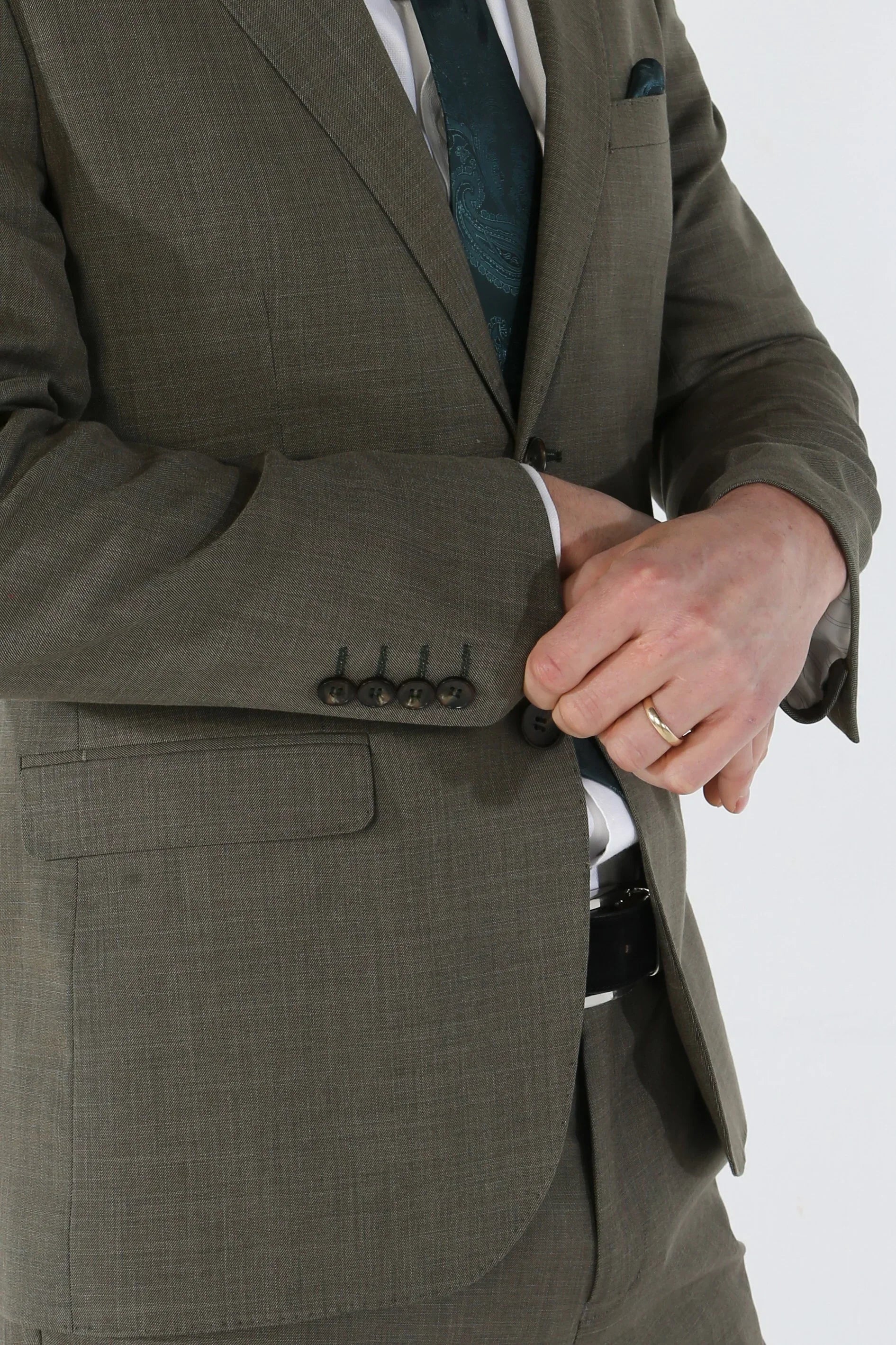 Kurt - Men's Sage Tailored Fit Blazer