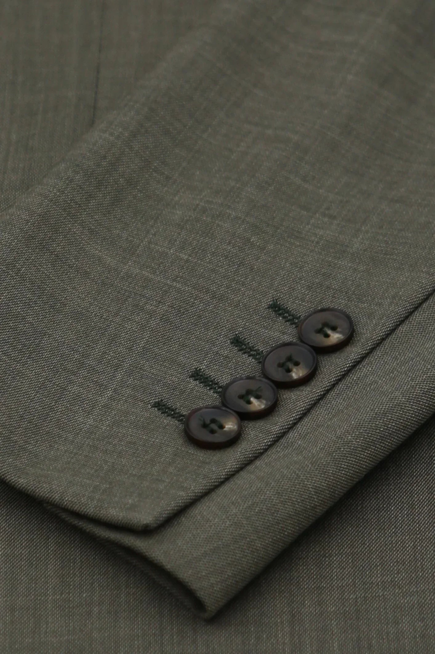 Kurt Men's Sage Green 3-Piece Tailored Fit Suit for Summer Weddings
