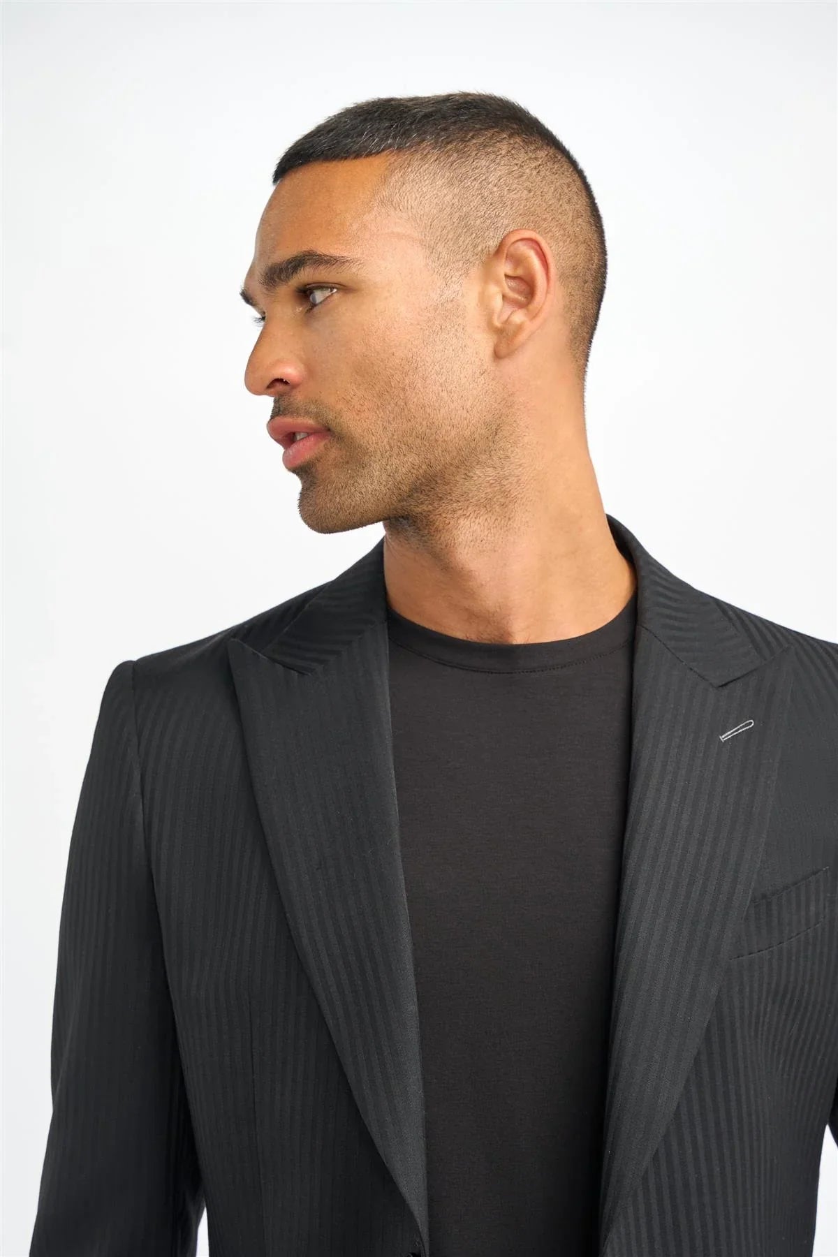 Roberto - Men's Black Shadow Stripes Tailored Fit Blazer
